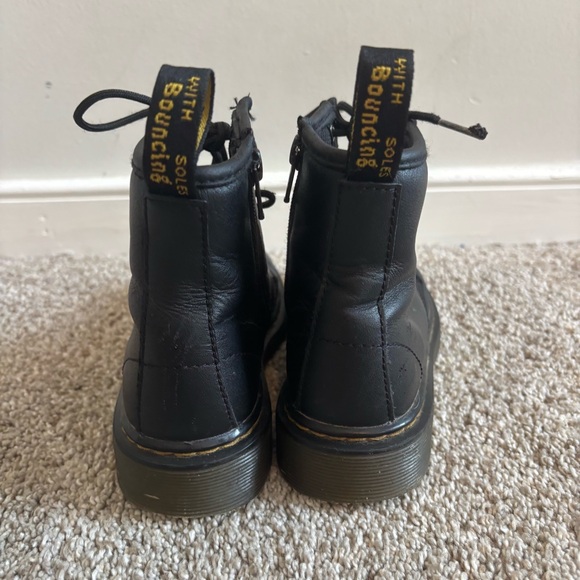 JUNIOR 1460 SOFTY T LEATHER LACE UP BOOTS Doc Martens Little Kids Size 13 Black - Picture 2 of 7